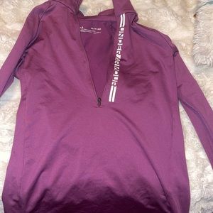 Under Armour Long Sleeve! BARELY WORN!